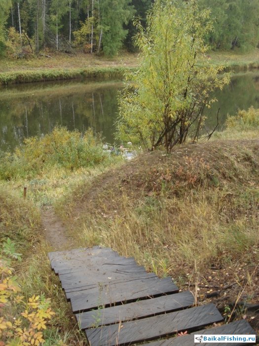 Ловля окуня на реке в Иркутской области (Осень 2011г.)