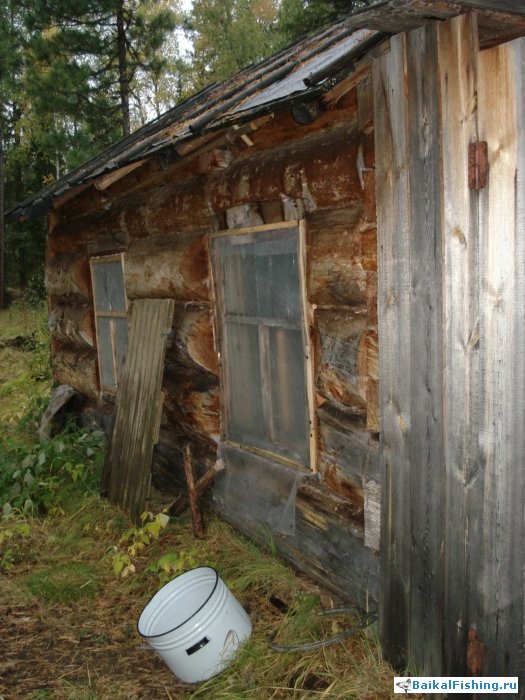 Ловля окуня на реке в Иркутской области (Осень 2011г.)